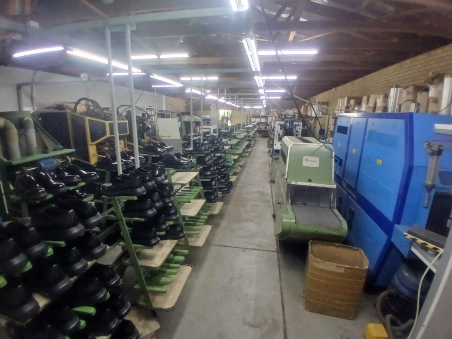 To Let Commercial Property for Rent in Tlhabane North West
